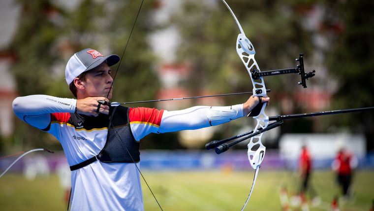 Foto: Türkiye Okçuluk Federasyonu / Jonathan Vetter feierte an der Seite von Mathias Kramer und Moritz Wieser mit einem starken Final-Comeback den EM-Titel.