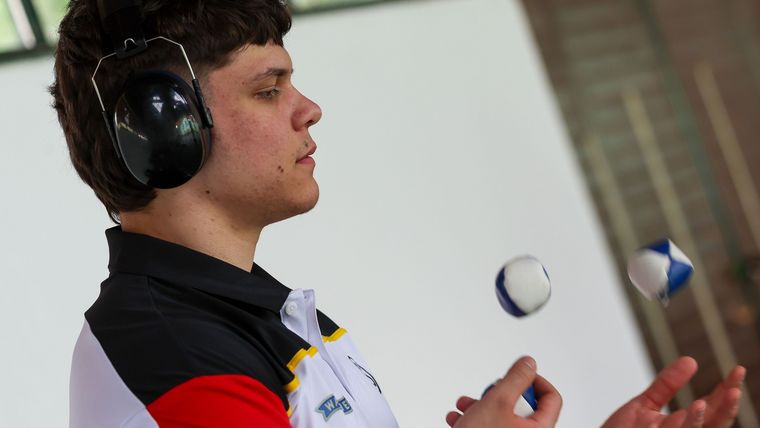 Foto: ESC / Volle Konzentration auf die kommende Junioren-WM in Suhl: Das gilt für Schnellfeuerpistolenschütze Philip Liebrecht und die anderen 49 DSB-Athleten.