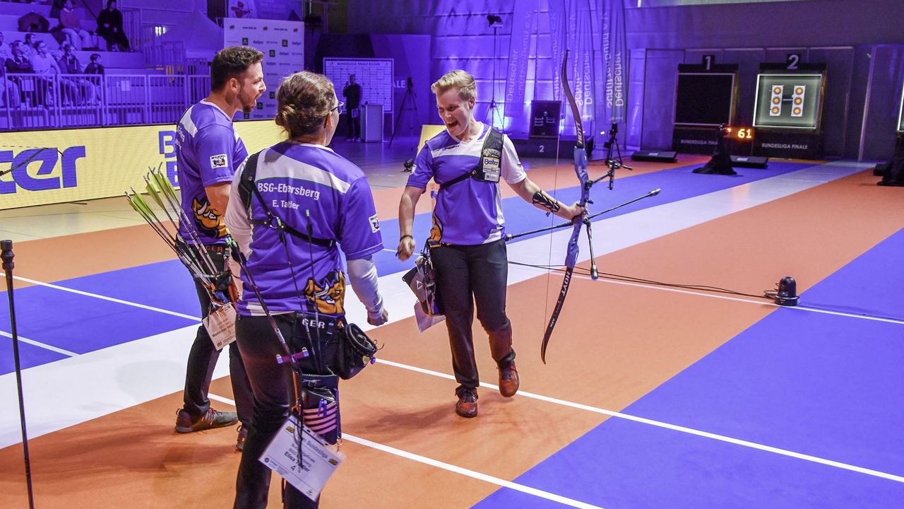 Foto: Eckhard Frerichs / Maximilian Weckmüller, Elisa Tartler und Michelle Kroppen (v.l.) von der BSG Ebersberg wollen den Bundesliga-Titel verteidigen.