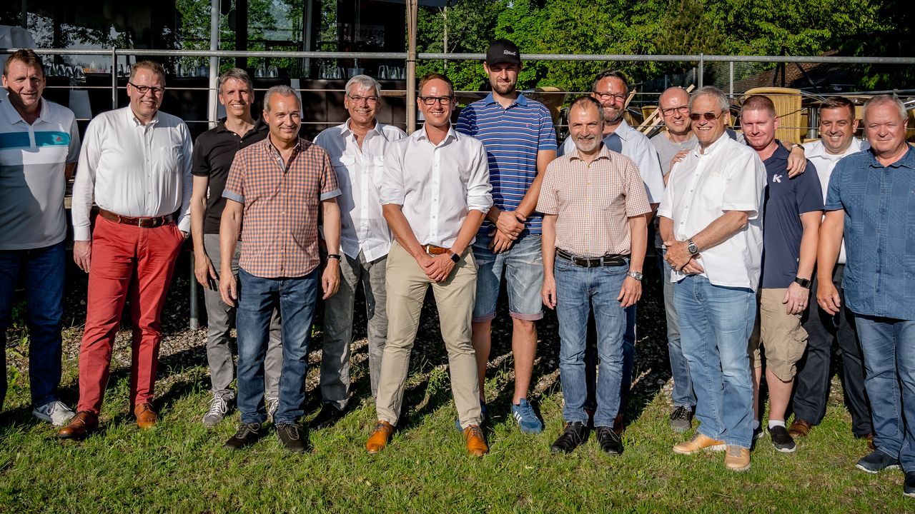 Foto: DSB / Die Teilnehmer beim achten Treffen des Förderkreis Wurfscheibe.