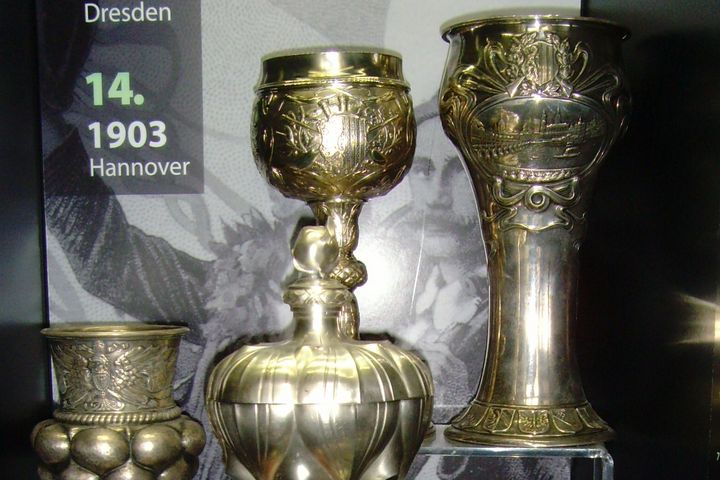 Bundesschießen Vitrine 1900-1903