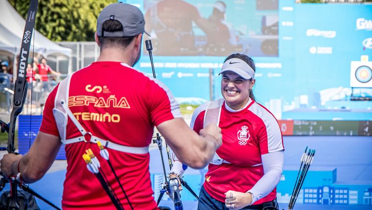Foto: World Archery / Neu in der Bundesliga: Die Spanierin Elia Canales gewann bei der WM in Gwangju mit Partner Andres Temino Mediel Gold und schießt in der Liga für die SGi Welzheim.