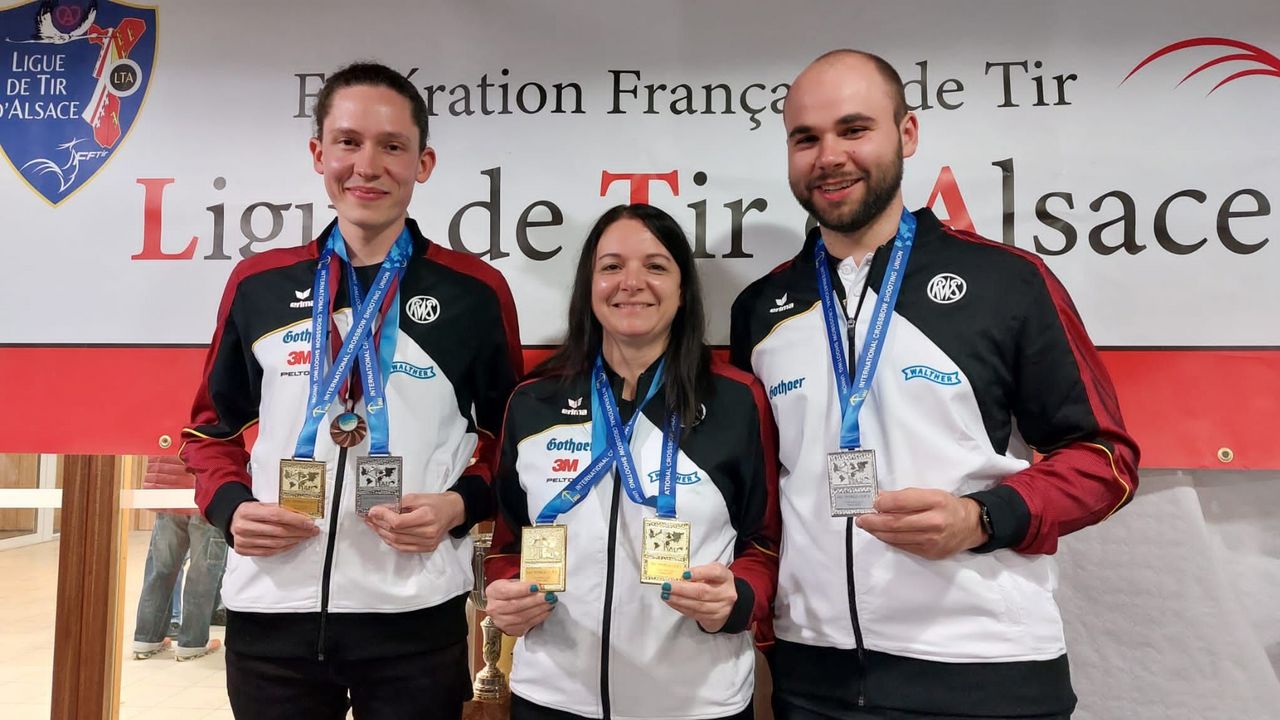 Foto: DSB / Die DSB-Medaillengewinner von Straßburg v.l.: Markus Peschel, Sandra Reimann und Julian Kemptner.