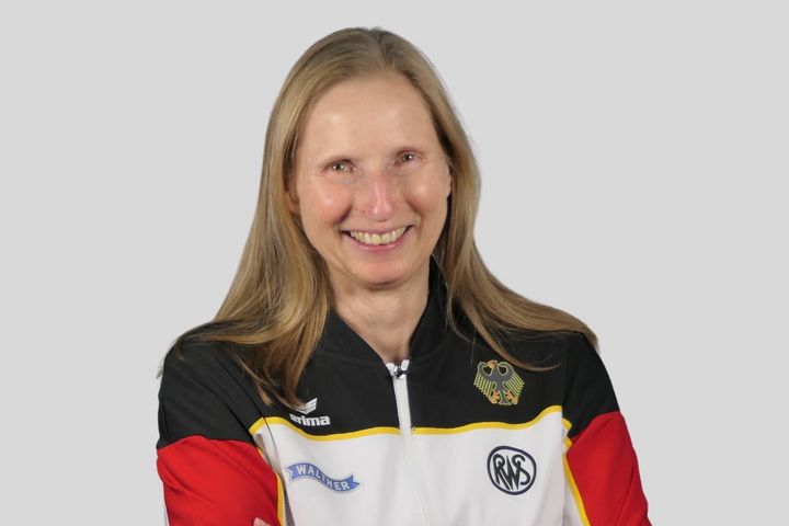 Claudia Kulla - Gewehr