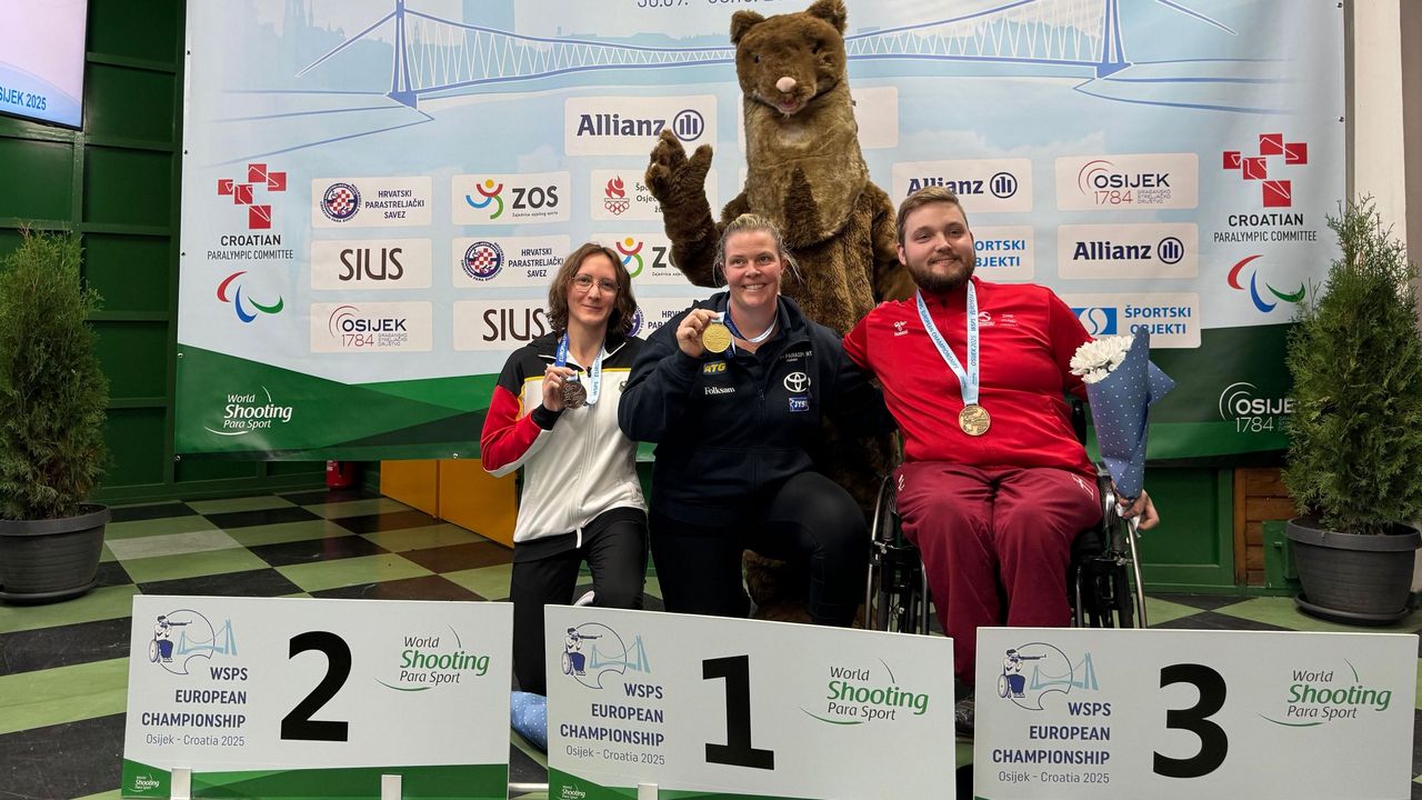 Foto: Rudi Krenn / Natascha Hiltrop (links) gewann bei der EM in Osijek zweimal Silber im Einzel und zweimal Bronze im Team.