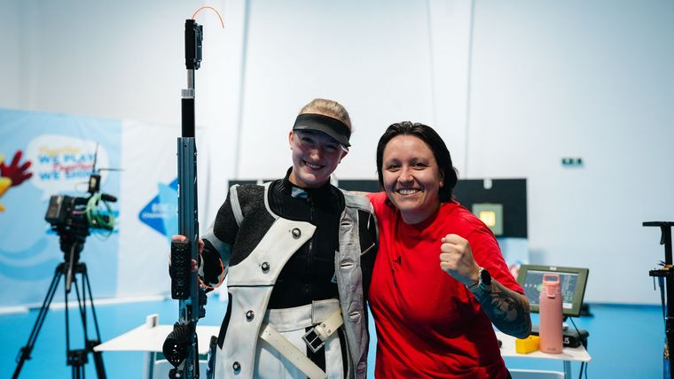 Foto: TeamD / Gewinnt mit dem Luftgewehr Gold im Solo Wettkampf: Theresa Luise Schnell.