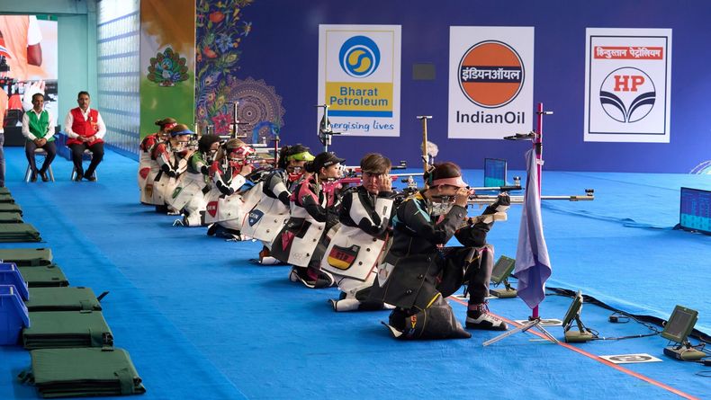 Foto: ISSF / Beendete in Neu-Delhi mit dem vierten Platz ihre internationale Karriere: Jolyn Beer (zweite von vorne) Foto: ISSF / Beendete in Neu-Delhi mit dem vierten Platz ihre internationale Karriere: Jolyn Beer (zweite von vorne)