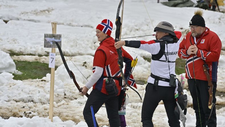 Foto: Peter Lange / Judith Wenzl im Goldfinale gegen die Norwegerin Monicha Nergaard im Schnee von Divcibare.