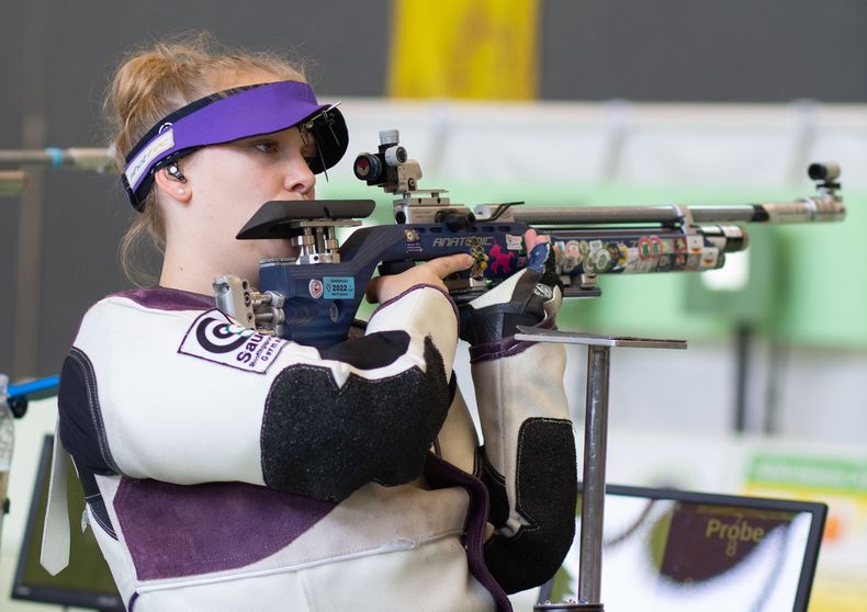 Foto: Sven Körper / Endlich wieder da: Bundesliga in der Sporthalle Hebertshausen mit Prittlbachs Topschützin Isabella Straub. Foto: Sven Körper / Endlich wieder da: Bundesliga in der Sporthalle Hebertshausen mit Prittlbachs Topschützin Isabella Straub.