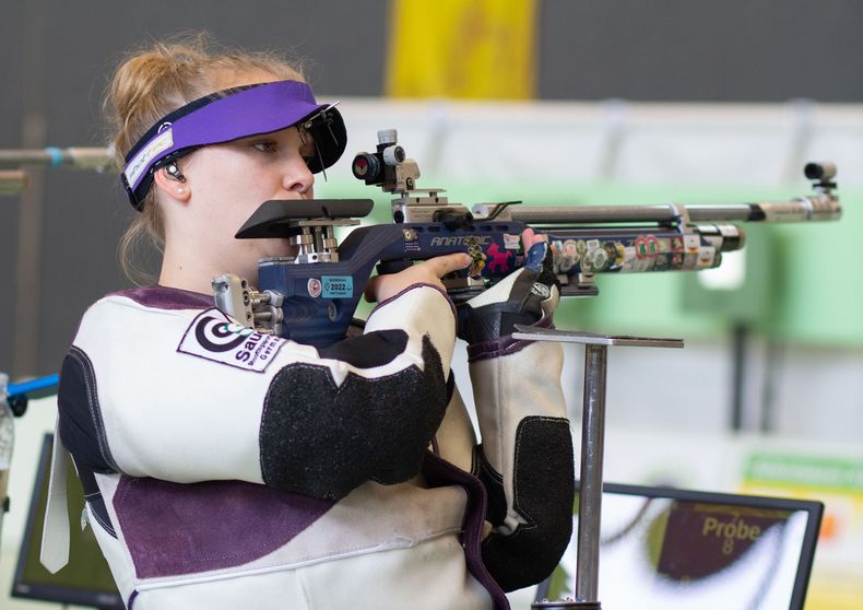 Foto: Sven Körper / Endlich wieder da: Bundesliga in der Sporthalle Hebertshausen mit Prittlbachs Topschützin Isabella Straub.