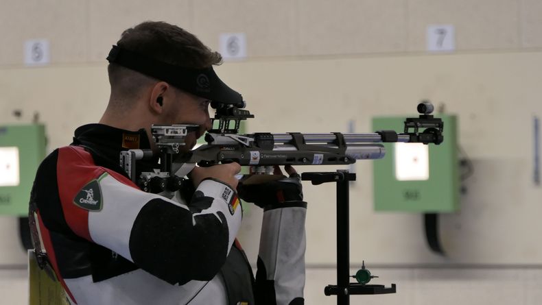 Foto: DSB / Geht als Luftgewehr-Weltmeister 2025 im Heim-Weltcup an den Start: Maximilian Dallinger.