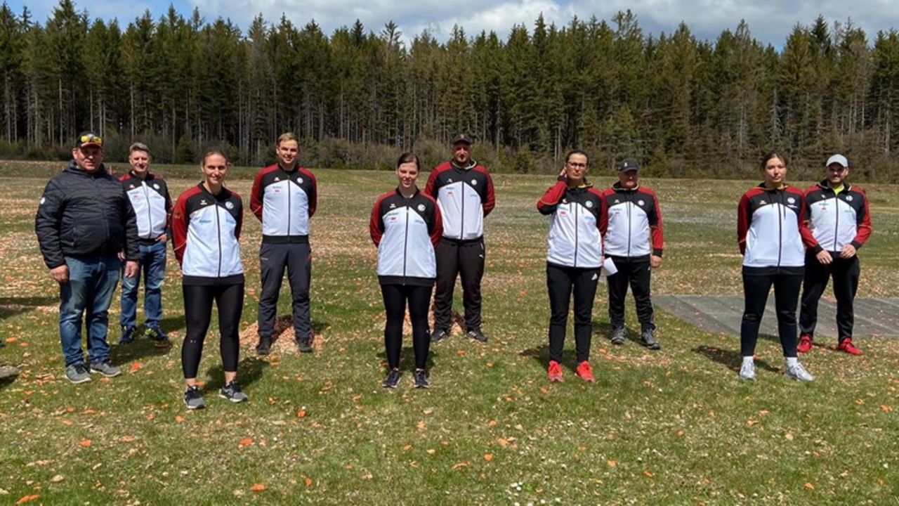 Foto: DSB / So sieht das Skeet-Team für die EM in Osijek bei Frauen und Männern aus.