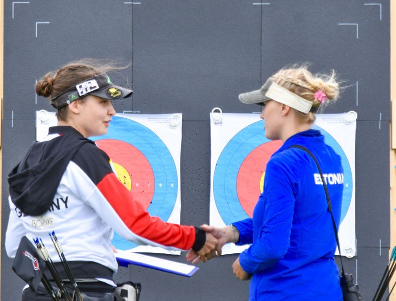 Foto: Eckhard Frerichs / Julia Böhnke musste der Estin Meeri-Marita Paas zum Sieg gratulieren.