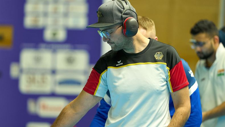 Foto: ISSF / Einmal noch volle Konzentration: Emanuel Müller will das Weltcupfinale in Doha genießen und ein sehr erfolgreiches Jahr positiv abschließen.