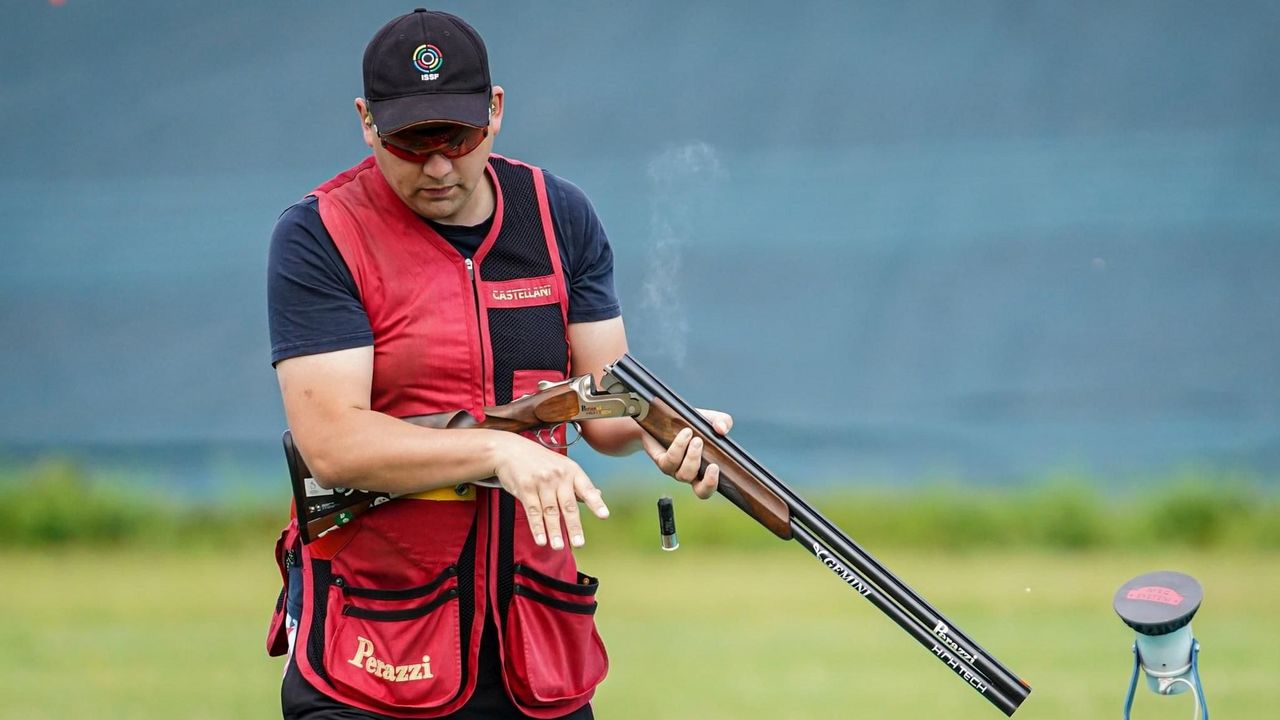 Foto: ISSF / Der neue Europameister und Quotenplatz-Gewinner für Paris 2024: Sven Korte.