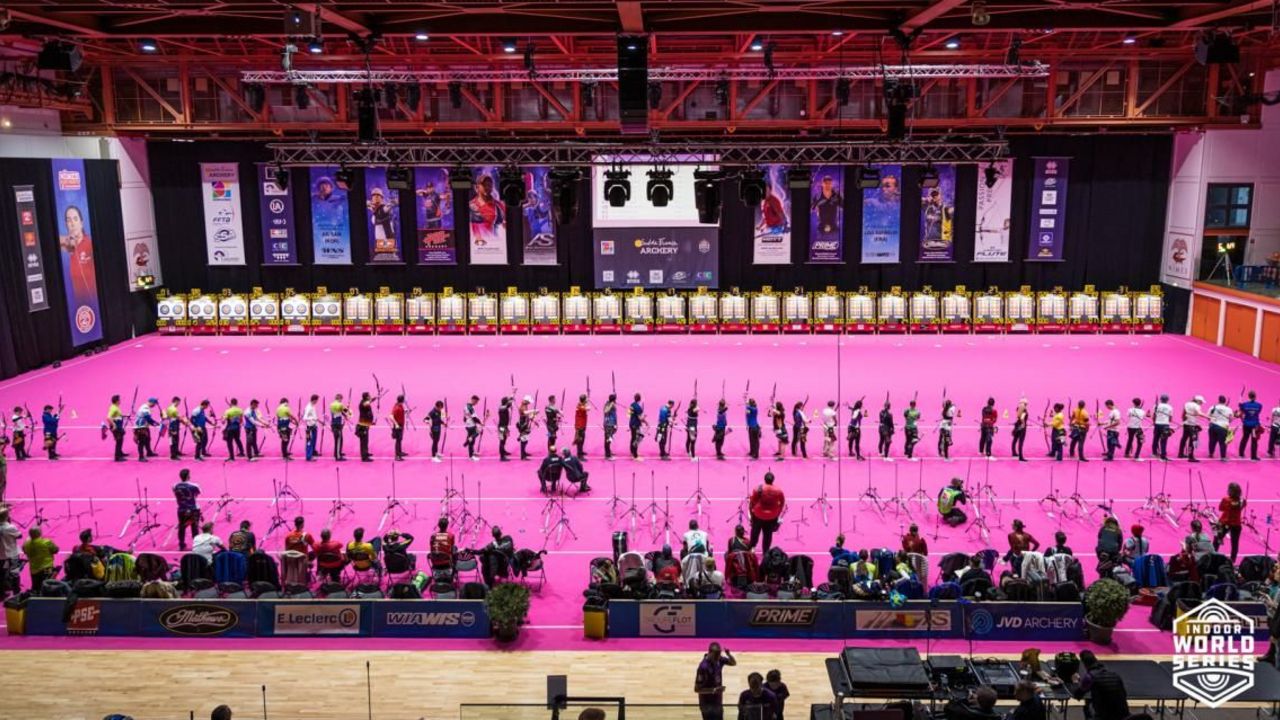 Foto: World Archery / In Nimes traf sich die internationale Bogen-Elite, um dort ein Turnier der World Series-Serie zu schießen.