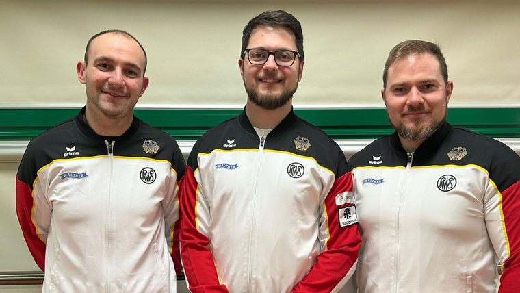 Foto: DSB / Optimistisch zur WM: Die Schnellfeuer-Schützen Emanuel Müller, Florian Peter und Oliver Geis hinterließen bei der WM-Qualifikation einen bärenstarken Eindruck.