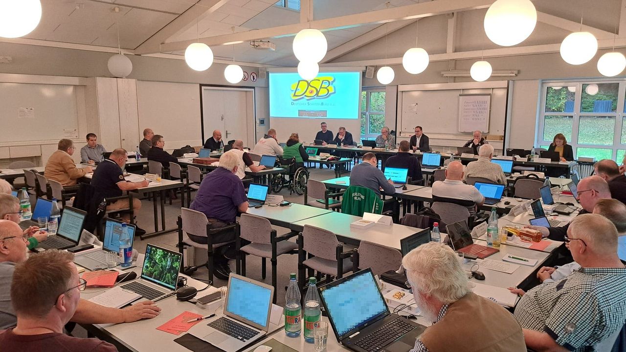 Foto: DSB / Ein arbeitsintensives Wochenende hatten die Teilnehmer der verschiedenen Arbeitsgremien Sportschießen.