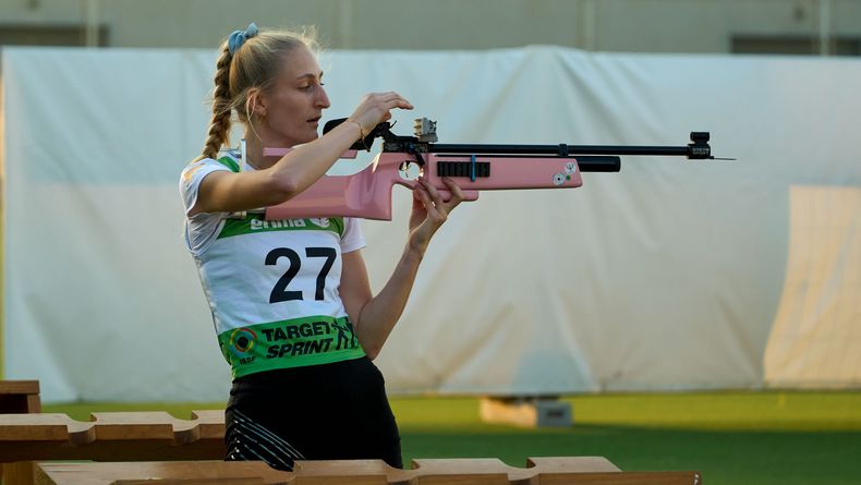 Foto: ISSF / Auch Alena Weinmann, Dreifach-Weltmeisterin bei den Juniorinnen, wird bei der Deutschland Trophy wieder anlegen. 